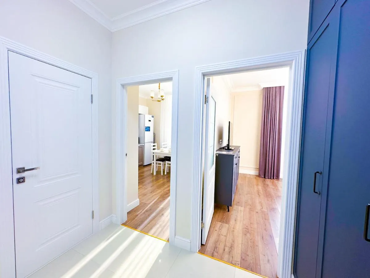 Apartamento Рядом С Экспо Большая 2Х Комнатная 70 М2 И 1- Комнатная 45М2